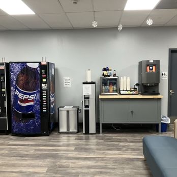 Eclipse Specialty and Emergency Pet Care - Complimentary drinks and vending machines - Emergency Pet Hospital Near Me - Whippany, New Jersey