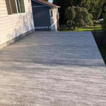 Al Hoeflich Renovations - Vinyl decking install - General Contractors Near Me Al Hoeflich Renovations - Vinyl decking install - General Contractors Near Me