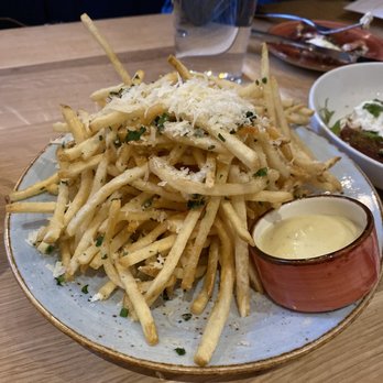 Dilworth Tasting Room - Truffle Fries - Wine Bars Near Me - Charlotte, North Carolina Dilworth Tasting Room - Truffle Fries - Wine Bars Near Me - Charlotte, North Carolina