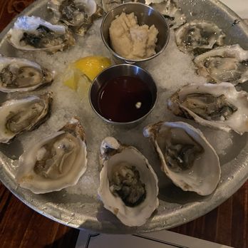 Bar Cart Lounge And Restaurant - Oysters - Cocktail Bars Near Me - Saint Paul, Minnesota