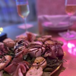 Dua Champagne & Wine Lounge - Belaire Champagne w/ Prosciutto& Truffle bites