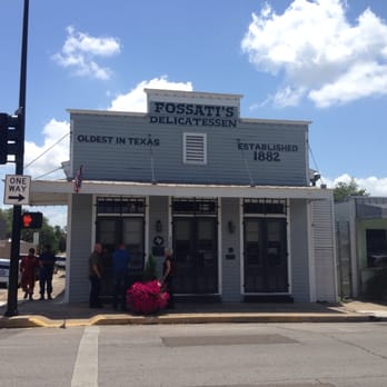 Fossati's Delicatessen - Outside of the building - oldest deli in Texas - Delis Near Me - Victoria, Texas