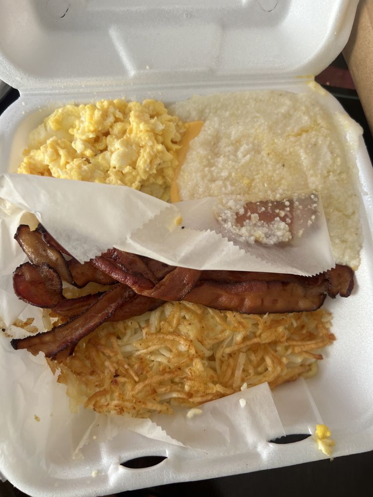 MEMEZZ RESTAURANT 3657 Martin Luther King Jr Dr SW, Atlanta,