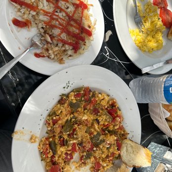 Cafe Mirage - Mish mash and hash browns - Cafes Near Me - Schiller Park, Illinois