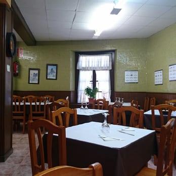Sidrería Salero - Un sitio del comedor. - Cideries Near Me - Llanes, O Sidrería Salero - Un sitio del comedor. - Cideries Near Me - Llanes, O