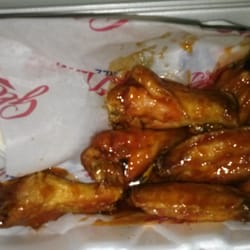 My latest addiction: Glory Days Wings in their delicious Glory Sauce