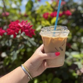 Under the Willow Bakery - Iced coffee to go - Cupcakes Near Me - Cumberland, Rhode Island Under the Willow Bakery - Iced coffee to go - Cupcakes Near Me - Cumberland, Rhode Island