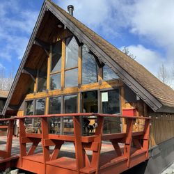 Alpenglow Coffee House - It's such a cute place!!