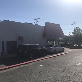 Fair Oaks Burger - Burgers Near Me - Altadena, California