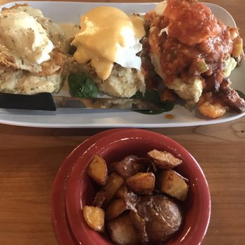 Ruby Sunshine Knoxville - The trifecta and side of breakfast potatoes - Breakfast & Brunch Near Me - Knoxville, Tennessee