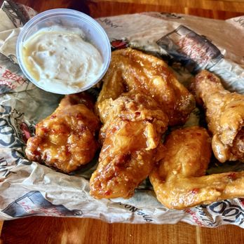 Rooster's - Chicken Wings Near Me - Bowling Green, Kentucky Rooster's - Chicken Wings Near Me - Bowling Green, Kentucky