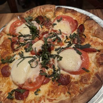 Tunnicliff's Tavern - Margarita Pizza - Salad Near Me - Washington, DC, District of Columbia Tunnicliff's Tavern - Margarita Pizza - Salad Near Me - Washington, DC, District of Columbia