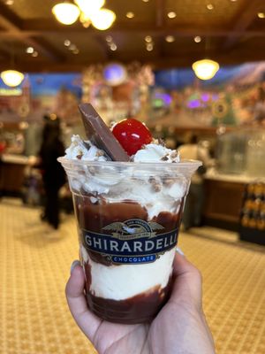 Ghirardelli Soda Fountain & Chocolate Shop (Disneyland) by null