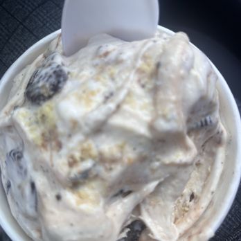 Cold Stone Creamery - Oreo overload - Ice Cream & Frozen Yogurt Near Me - Riverside, California