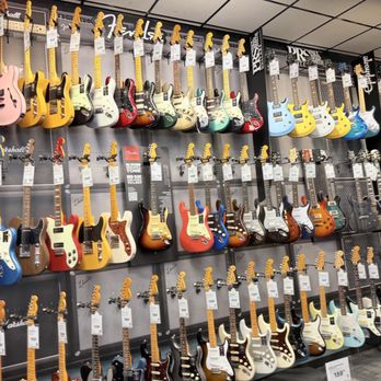 Guitar Center - Musical Instruments & Teachers Near Me - Rancho Cucamonga, California