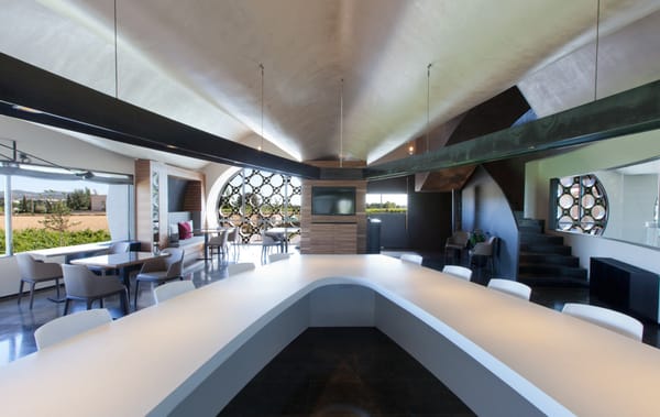 Cava & Hotel Mastinell by null