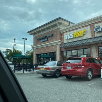 Starbucks - Coffee & Tea Near Me - Norfolk, Virginia Starbucks - Coffee & Tea Near Me - Norfolk, Virginia