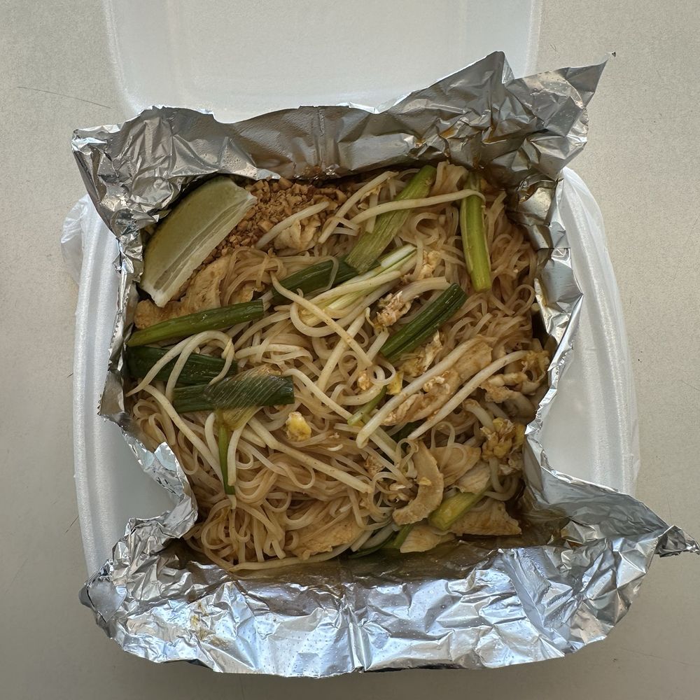 Sala Thai - chicken pad thai - Thai Near Me - Rancho Cordova, California Sala Thai - chicken pad thai - Thai Near Me - Rancho Cordova, California