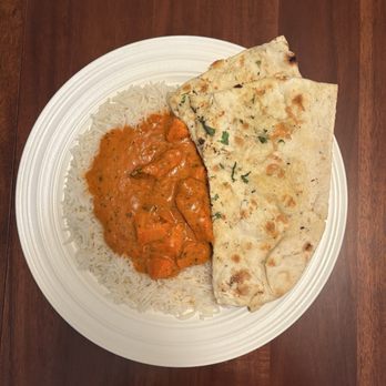 Flavors of India - Chicken tikka masala and garlic naan - Indian Near Me - Gilbert, Arizona Flavors of India - Chicken tikka masala and garlic naan - Indian Near Me - Gilbert, Arizona