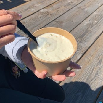 Splash Cafe - Clam Chowder - American Near Me - Pismo Beach, California