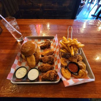 Pig & Brew - The food ,atmosphere and service were great! - Barbeque Near Me - Richmond, Virginia Pig & Brew - The food ,atmosphere and service were great! - Barbeque Near Me - Richmond, Virginia