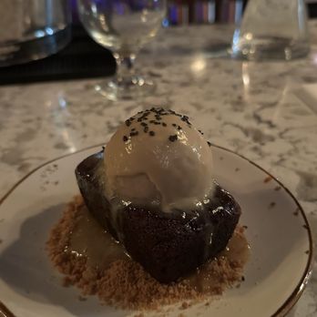 Soda Club - Date cake - Wine Bars Near Me - New York, New York Soda Club - Date cake - Wine Bars Near Me - New York, New York
