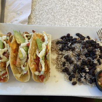 Quarterdeck Restaurants - fish tacos good - Seafood Near Me - Dania Beach, Florida Quarterdeck Restaurants - fish tacos good - Seafood Near Me - Dania Beach, Florida