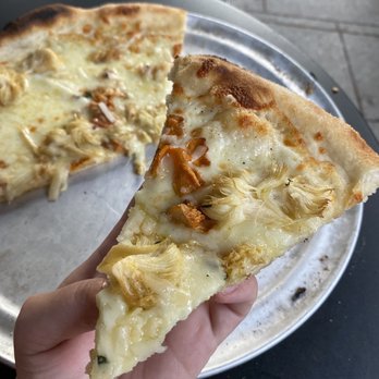 Contrada - Pizza funghi (with lions mane and chanterelles) - Cocktail Bars Near Me - Asheville, North Carolina