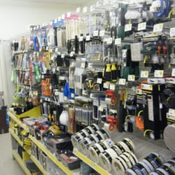 Dollar General - Lots of doo dads