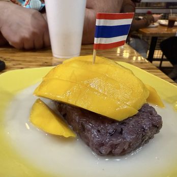 Sa Thai - Sticky black rice with mango desserts - Salad Near Me - Albuquerque, New Mexico