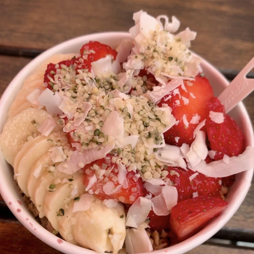 Sunlife Organics - Açaí Bowl - Juice Bars & Smoothies Near Me - Malibu, California Sunlife Organics - Açaí Bowl - Juice Bars & Smoothies Near Me - Malibu, California