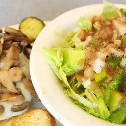 Hamburger with mushrooms and a side salad instead of fries Hamburger with mushrooms and a side salad instead of fries