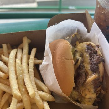 The Win-Dow Santa Monica - DOUBLE CHEESEBURGER - Burgers Near Me - Santa Monica, California The Win-Dow Santa Monica - DOUBLE CHEESEBURGER - Burgers Near Me - Santa Monica, California