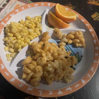 Rainforest Cafe - Kids Mac n cheese $10.99 - American Near Me - Las Vegas, Nevada