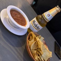 Veracruz Family Restaurant - Chips and salsa.