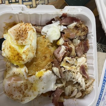Blue Moon Cafe - Crab & Bacon - Breakfast & Brunch Near Me - Baltimore, Maryland