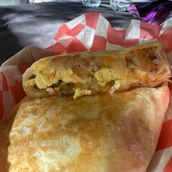 June Bugg's Grub - Breakfast burrito