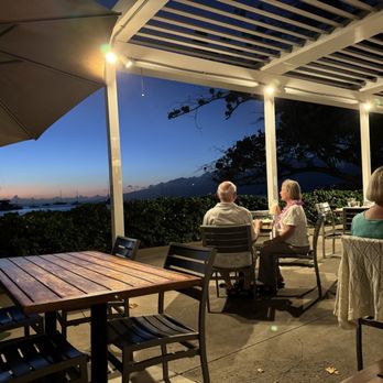 Aloha Mixed Plate - outdoor seating - Hawaiian Near Me - Lahaina, Hawaii