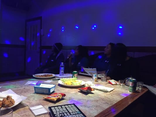 Happy Karaoke by null