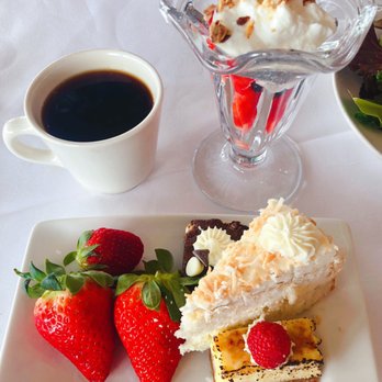 Palisade - Decadent dessert selection - Seafood Near Me - Seattle, Washington Palisade - Decadent dessert selection - Seafood Near Me - Seattle, Washington
