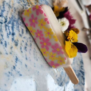 The Lobby - Guava Cheesecake Popsicle - American Near Me - Chicago, Illinois The Lobby - Guava Cheesecake Popsicle - American Near Me - Chicago, Illinois