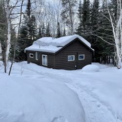 Golden Eagle Lodge / Resort - Cabin