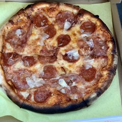 Flippin’ Dough Pizza - The Three Pigs: prosciutto, pepperoni, salami