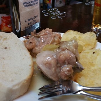Bodega Santa Cruz Las Columnas - Our go to place in Seville - Tapas Bars Near Me - Seville, SE Bodega Santa Cruz Las Columnas - Our go to place in Seville - Tapas Bars Near Me - Seville, SE