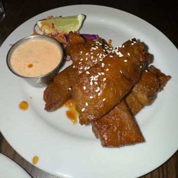 The Chicago Diner, Logan Square - Thai Chili Wings - Breakfast & Brunch Near Me - Chicago, Illinois