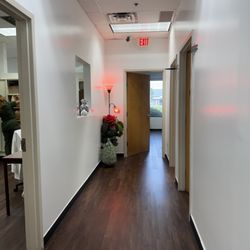 Forever 25 Medical Center - Nesreen Suwan, M.D
