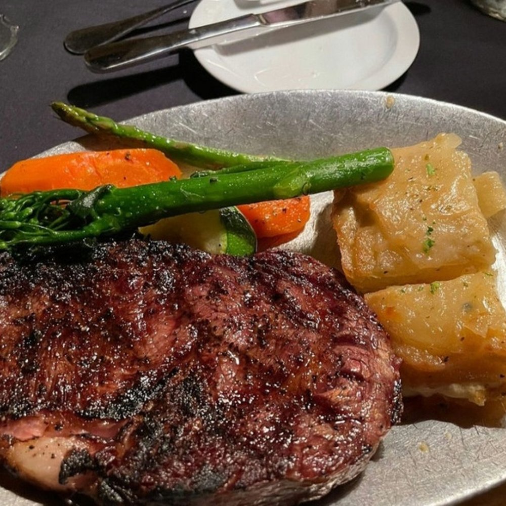 Antiquity Restaurant - Seafood Near Me - Albuquerque, New Mexico