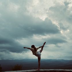 Pose By Pose Yoga - Yoga retreats available.