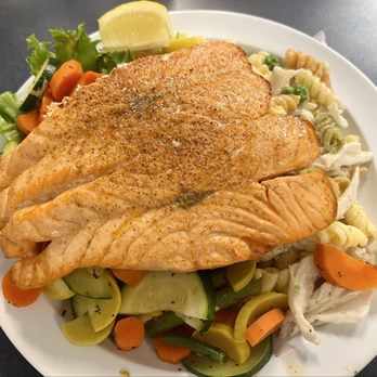 Oscar's Pier 83 - Broiled Salmon - Fish & Chips Near Me - Glendale, Arizona