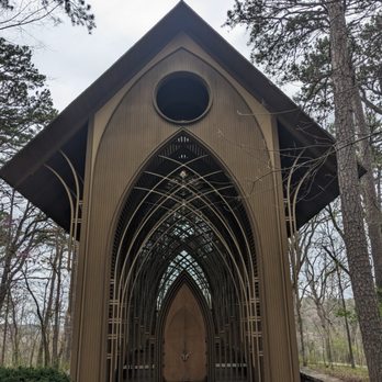 Mildred B Cooper Memorial Chapel - Mildred B. Cooper Memorial Chapel, Bella Vista - Venues & Event Spaces Near Me - Bella Vista, Arkansas